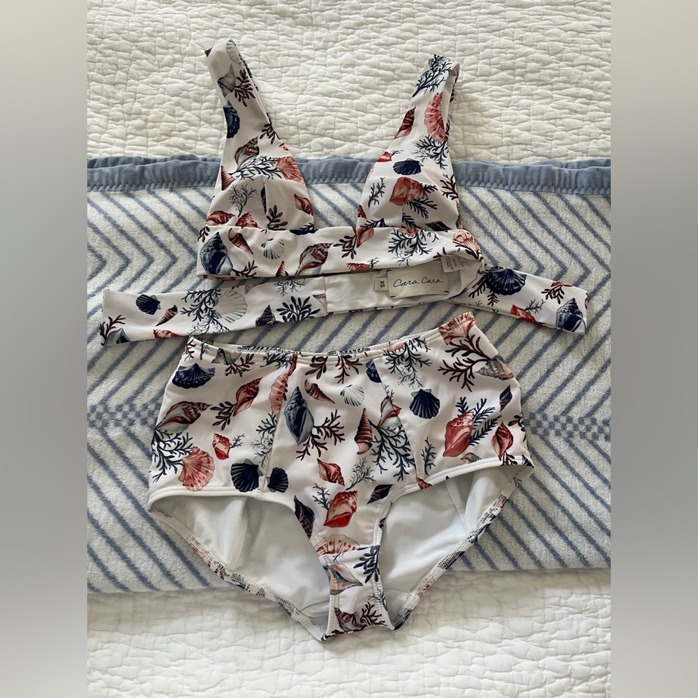 Cara Cara Bikini - White with Red and Blue Seashells